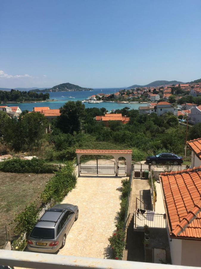 Ferienwohnung Apart Mani Di Lauro Preko Exterior foto