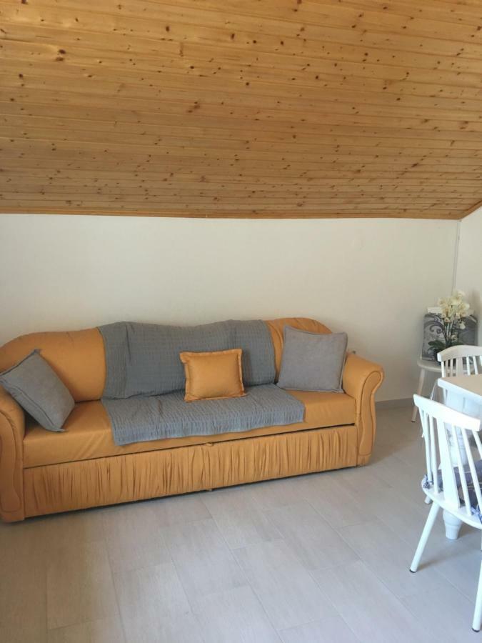 Ferienwohnung Apart Mani Di Lauro Preko Exterior foto