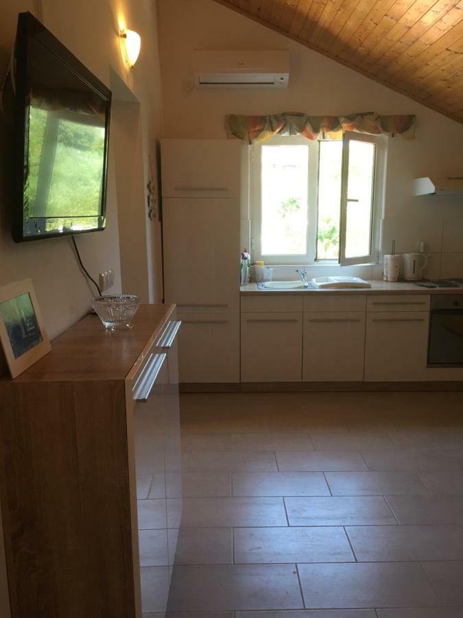 Ferienwohnung Apart Mani Di Lauro Preko Exterior foto